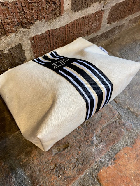 Small canvas pouch - Purdue University