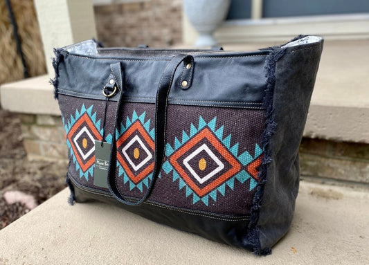 MYRA Saguaro Spirit Weekender Bag
