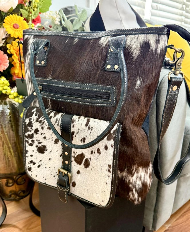 MYRA Mesa Maverick Tote Bag in Black & White