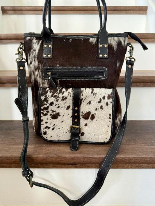 MYRA Mesa Maverick Tote Bag in Black & White